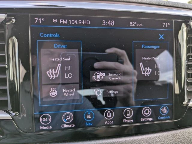 2020 Chrysler - Image 16 of 21