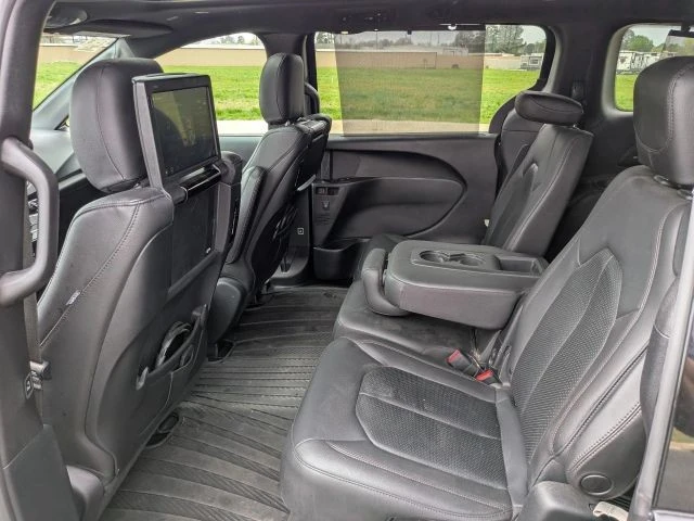 2020 Chrysler - Image 7 of 8