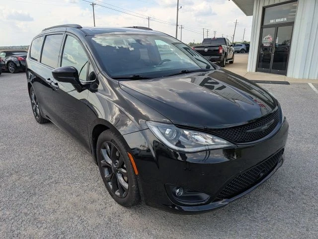 2020 Chrysler - Image 2 of 21