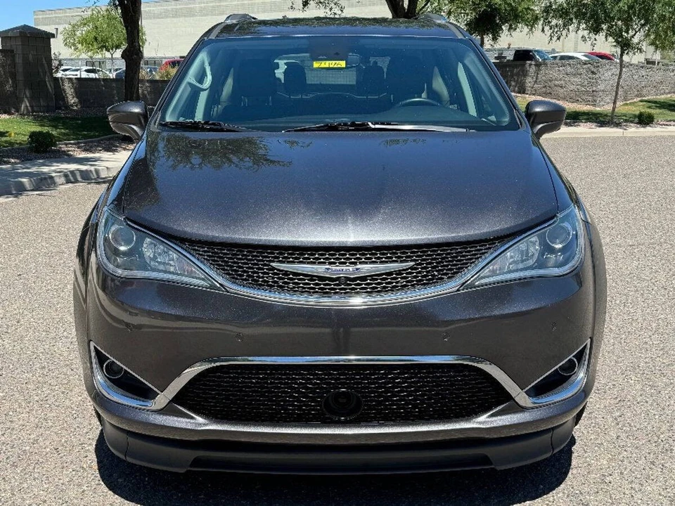 2020 Chrysler - Image 10 of 15