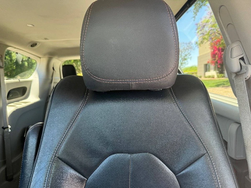 2020 Chrysler - Image 7 of 15