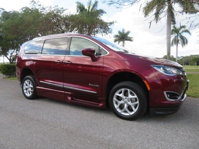 2020 Chrysler - Image 12 of 21