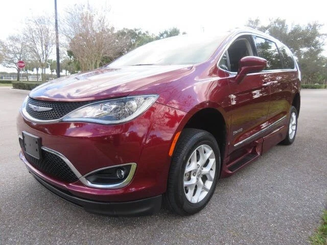 2020 Chrysler - Image 15 of 21