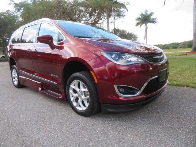 2020 Chrysler - Image 13 of 21