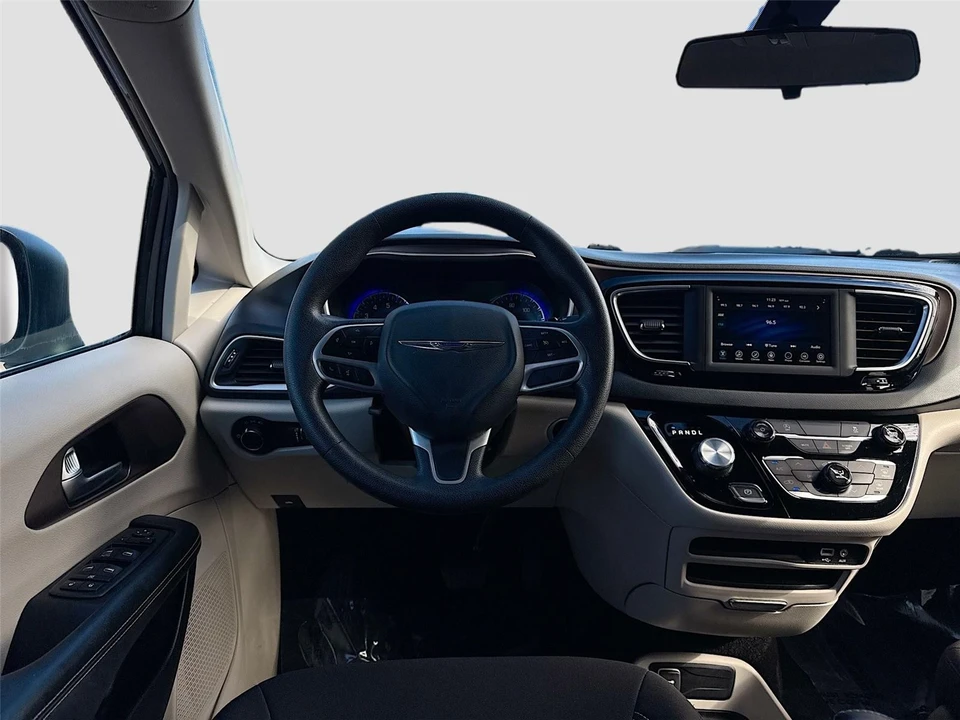 2020 Chrysler - Image 18 of 21