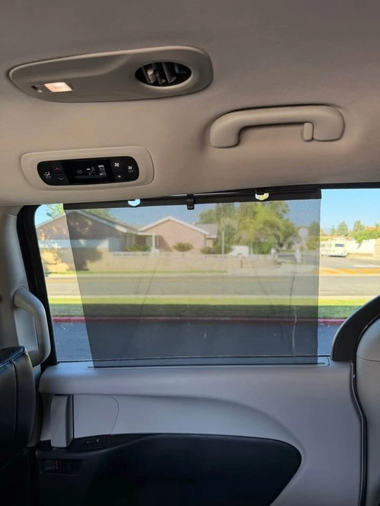 2020 Chrysler - Image 15 of 18