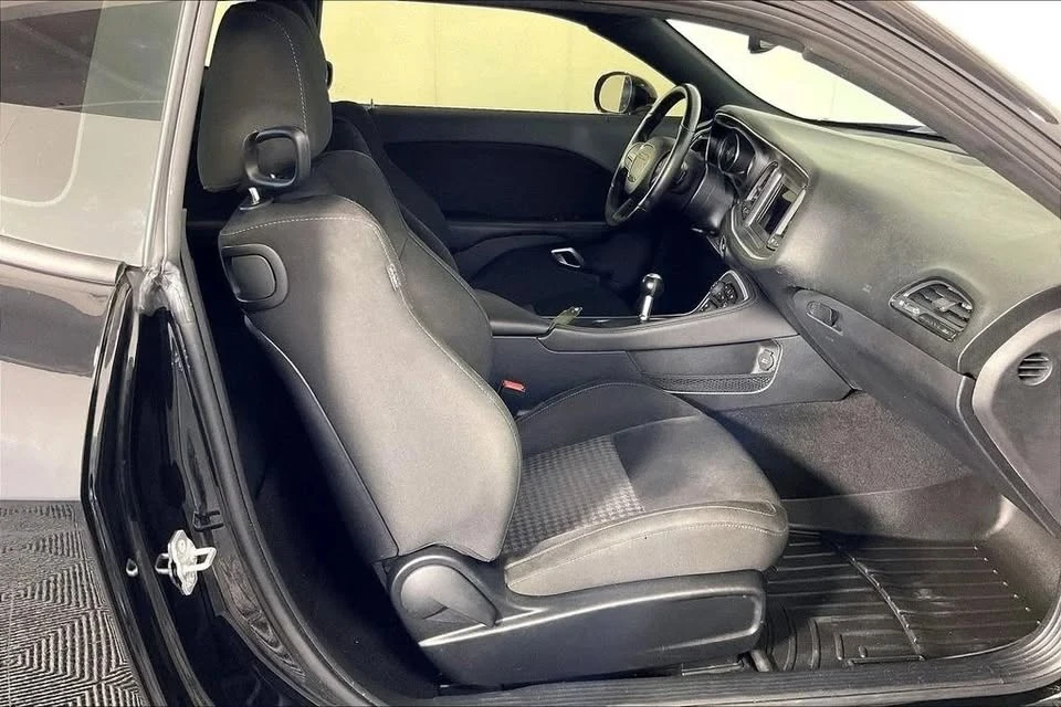 2020 Dodge Challenger 3rd Gen - Image 9 of 20