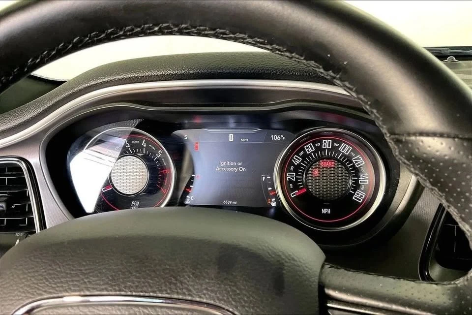 2020 Dodge Challenger 3rd Gen - Image 15 of 20