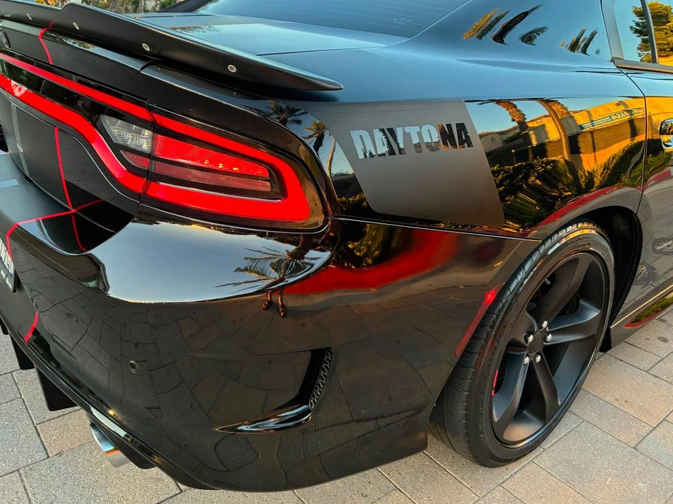2020 Dodge Charger SRT Hellcat 7th Gen - Image 13 of 24