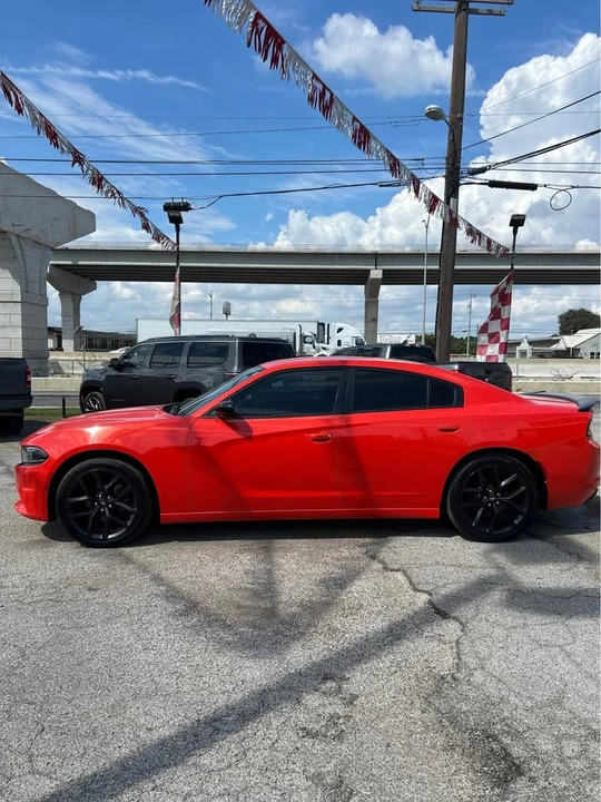 2020 Dodge Charger 7th Gen - Image 2 of 5