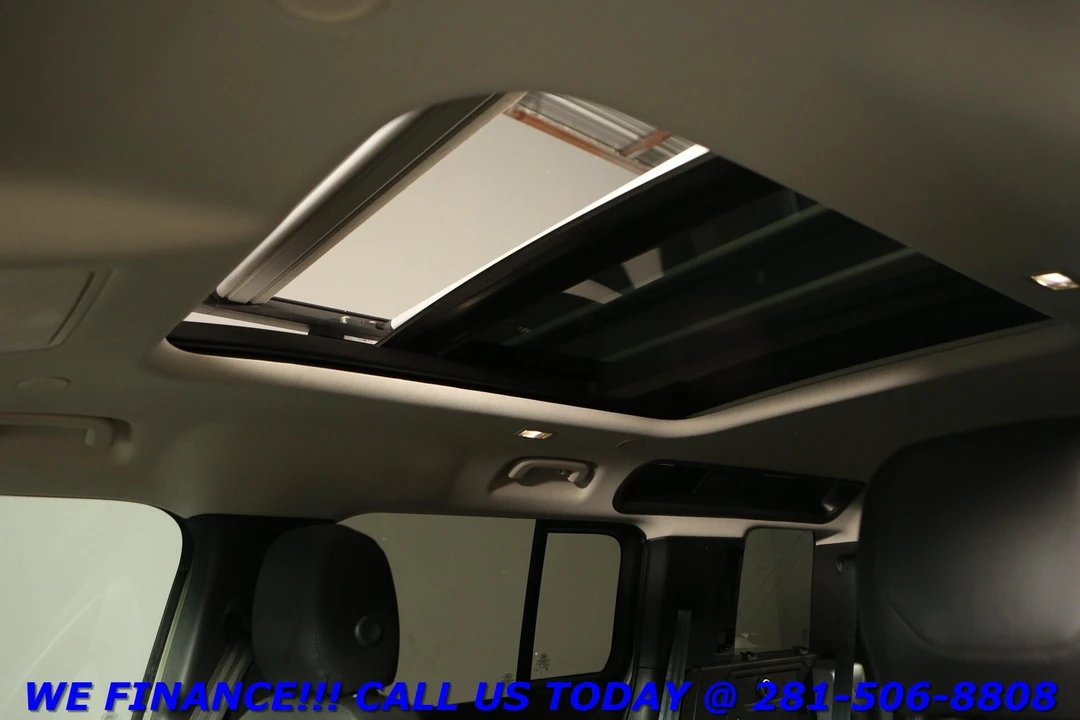 2020 Land Rover Defender 110 - Image 12 of 21