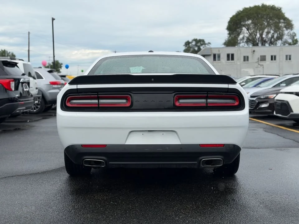 2020 Dodge Challenger 3rd Gen - Image 5 of 18