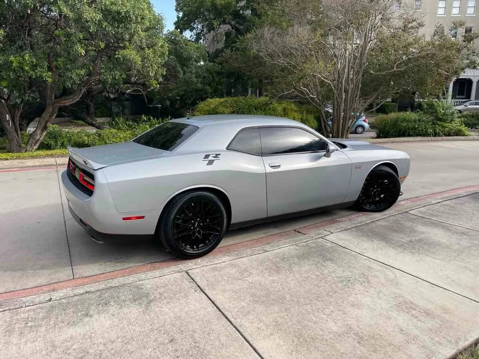 2020 Dodge Challenger 3rd Gen - Image 2 of 20