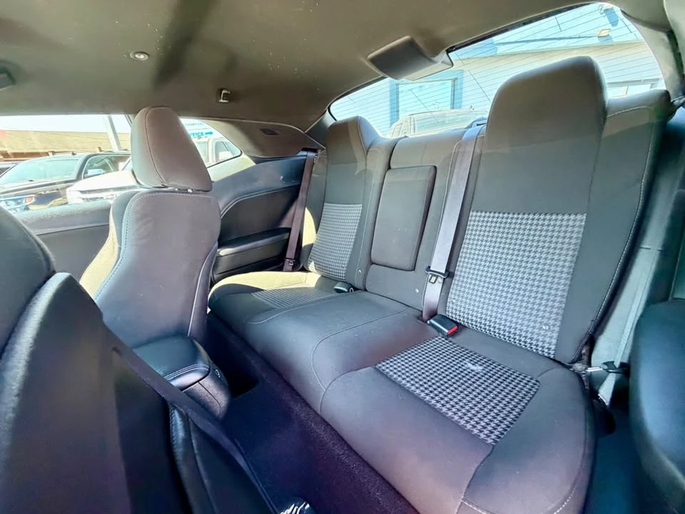 2020 Dodge Challenger 3rd Gen - Image 14 of 17