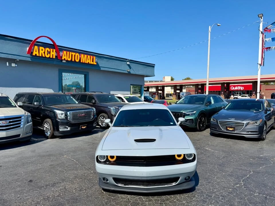 2020 Dodge Challenger 3rd Gen - Image 11 of 17