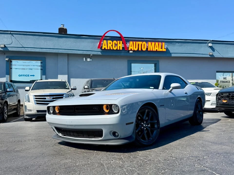 2020 Dodge Challenger 3rd Gen - Image 2 of 17