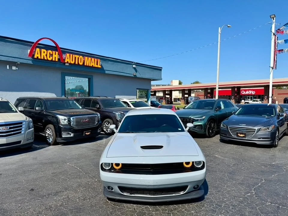 2020 Dodge Challenger 3rd Gen - Image 11 of 17