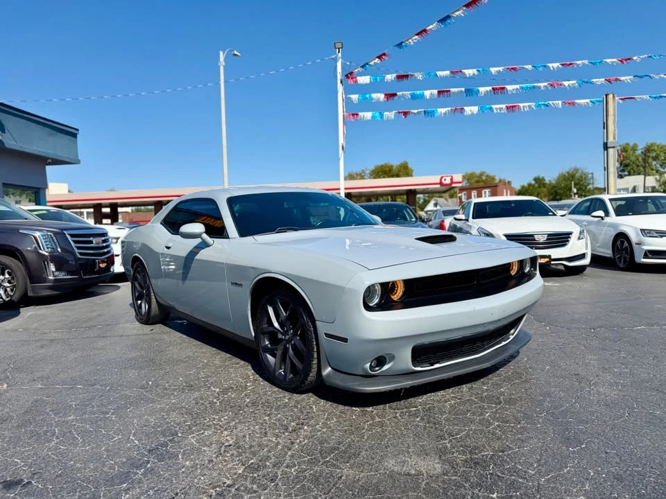 2020 Dodge Challenger 3rd Gen - Image 10 of 17