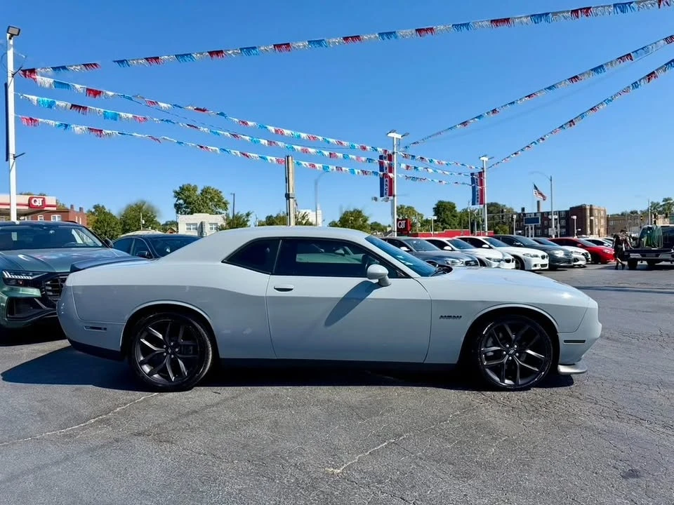 2020 Dodge Challenger 3rd Gen - Image 9 of 17