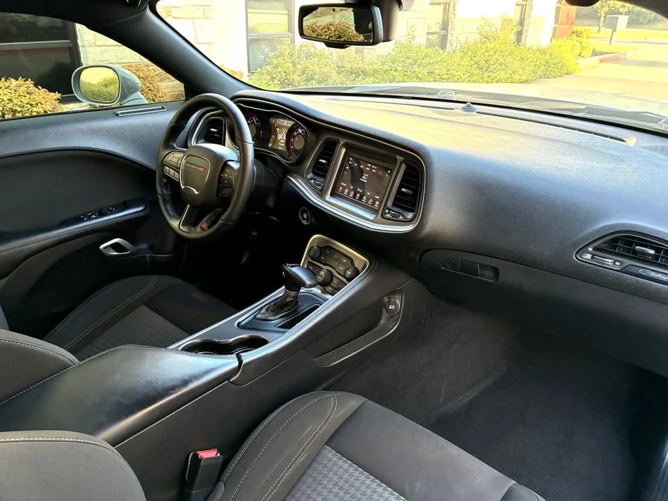 2020 Dodge Challenger 3rd Gen - Image 6 of 10