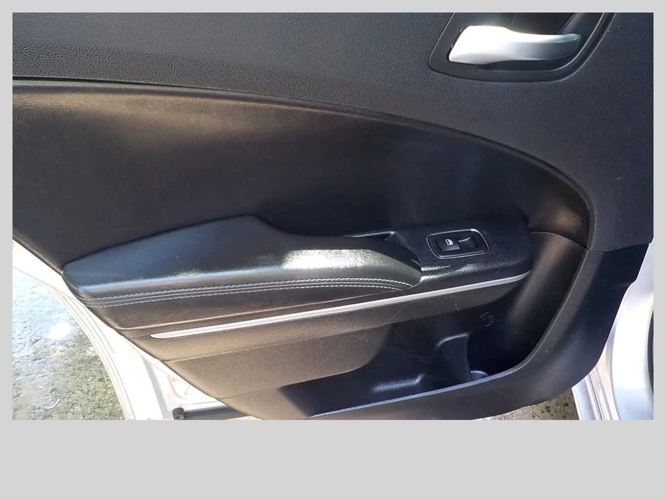 2020 Dodge Charger 7th Gen - Image 9 of 19
