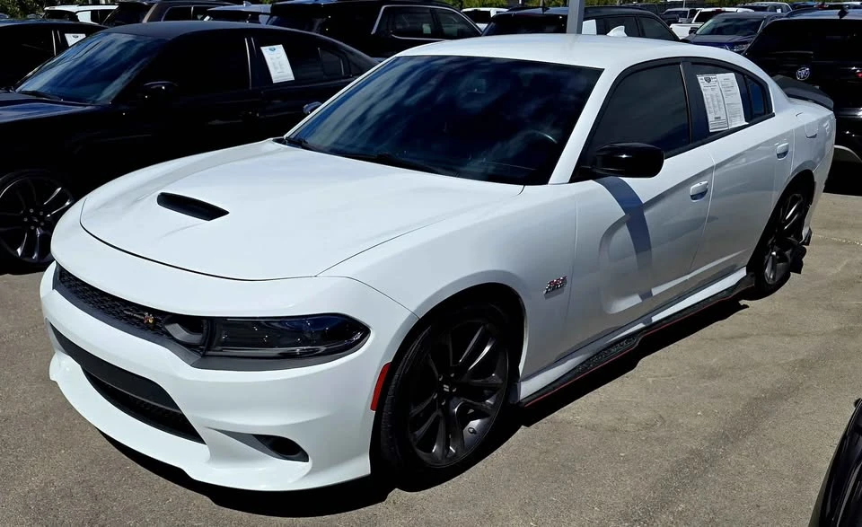 2020 Dodge Charger 7th Gen - Image 3 of 8