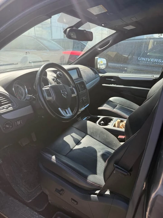 2020 Dodge Caravan - Image 4 of 12