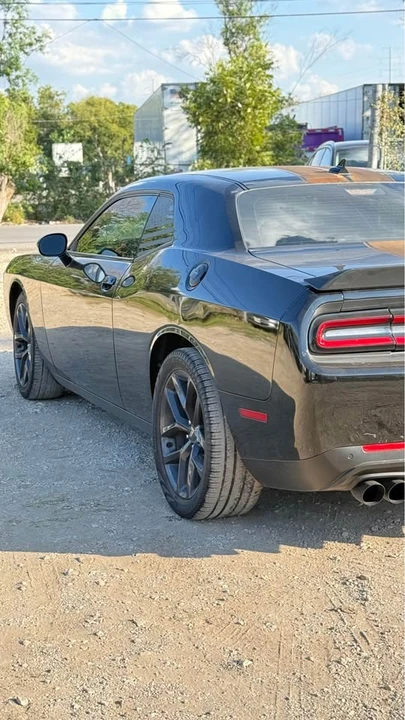 2020 Dodge Challenger 3rd Gen - Image 6 of 14