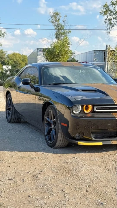 2020 Dodge Challenger 3rd Gen - Image 5 of 14