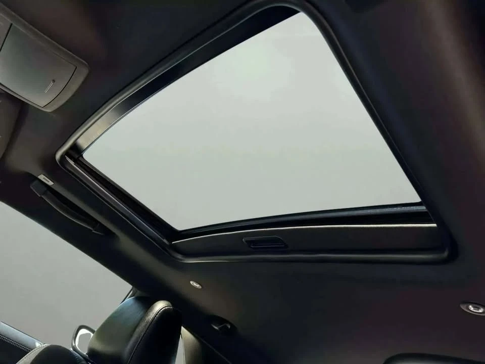 2020 Dodge Challenger 3rd Gen - Image 12 of 20