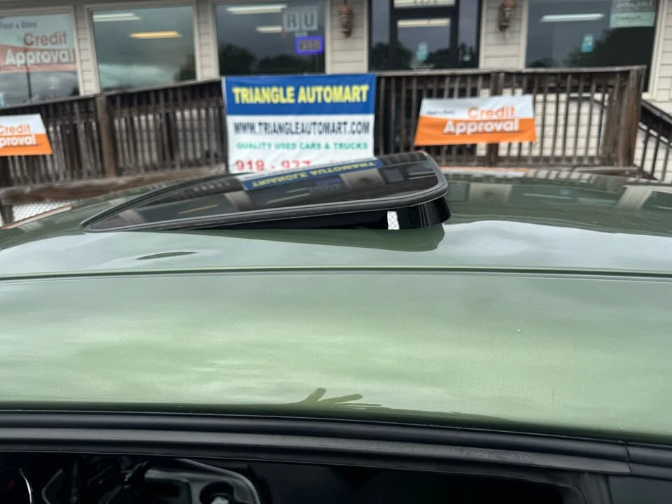 2020 Dodge Challenger 3rd Gen - Image 13 of 19