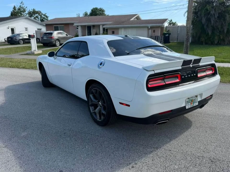 2020 Dodge Challenger 3rd Gen - Image 7 of 10