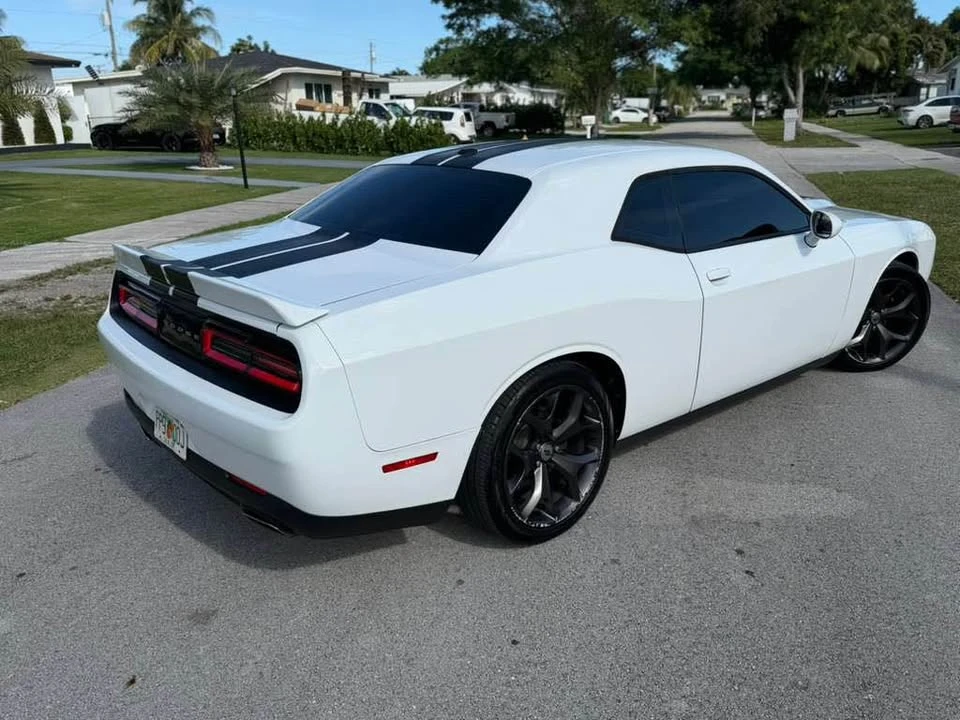 2020 Dodge Challenger 3rd Gen - Image 6 of 10