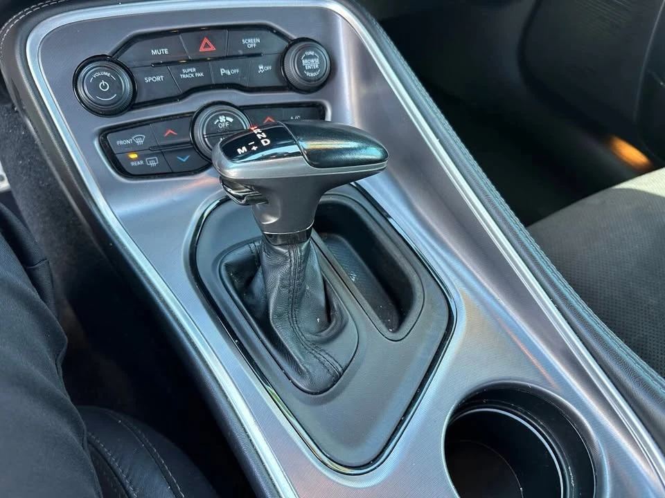 2020 Dodge Challenger 3rd Gen - Image 15 of 20