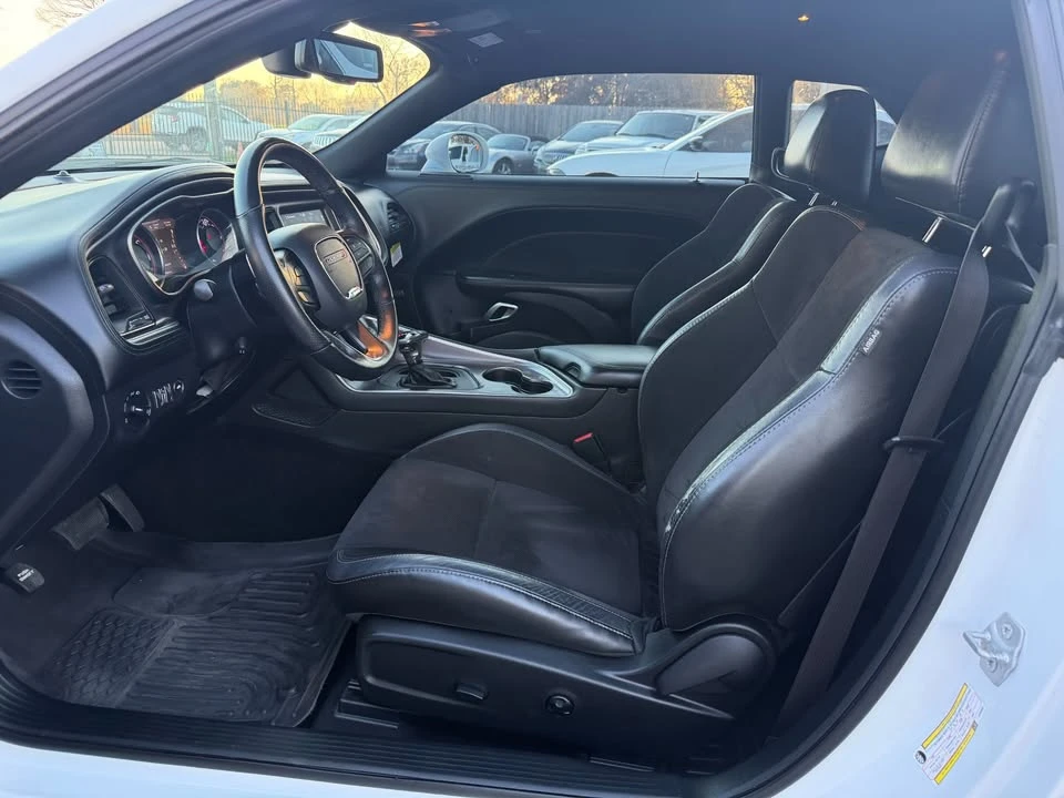 2020 Dodge Challenger 3rd Gen - Image 16 of 20