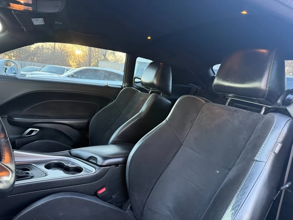 2020 Dodge Challenger 3rd Gen - Image 17 of 20