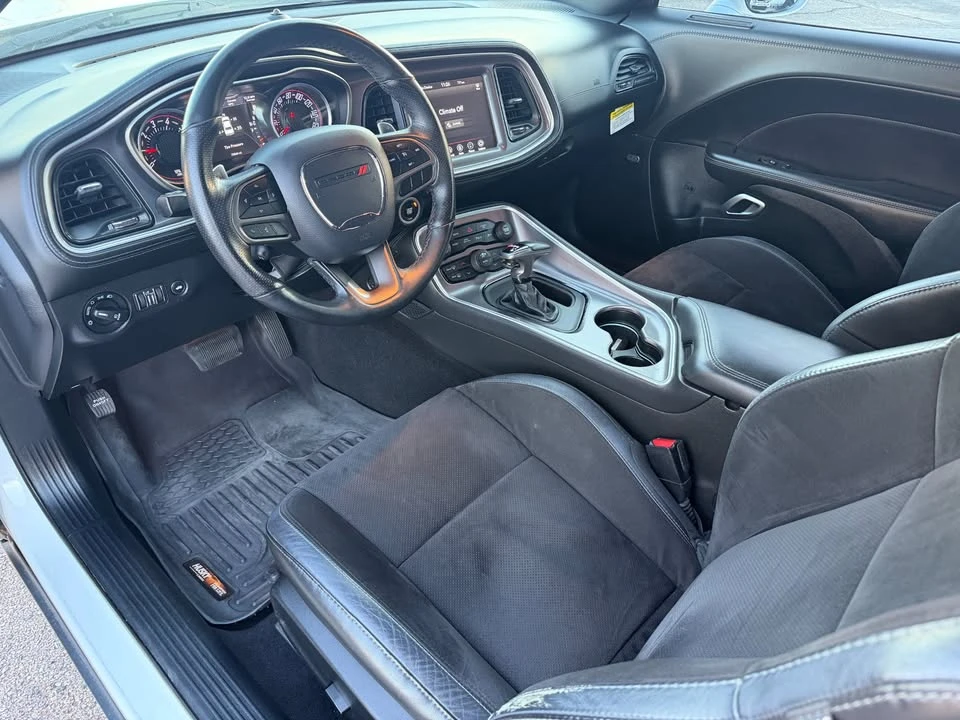 2020 Dodge Challenger 3rd Gen - Image 15 of 20