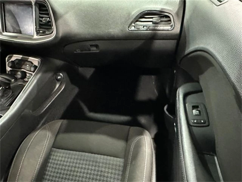 2020 Dodge Challenger 3rd Gen - Image 12 of 30