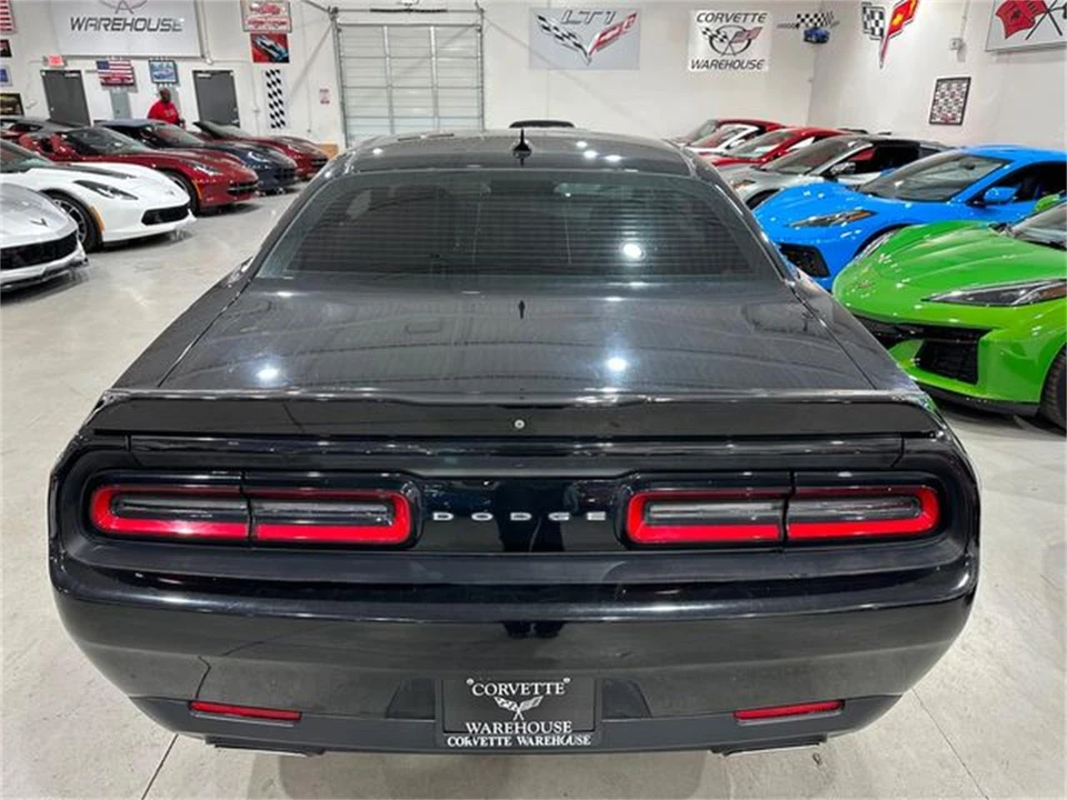 2020 Dodge Challenger 3rd Gen - Image 19 of 30