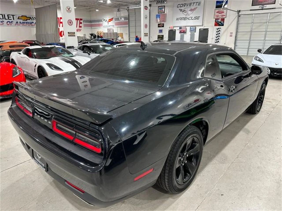 2020 Dodge Challenger 3rd Gen - Image 23 of 30