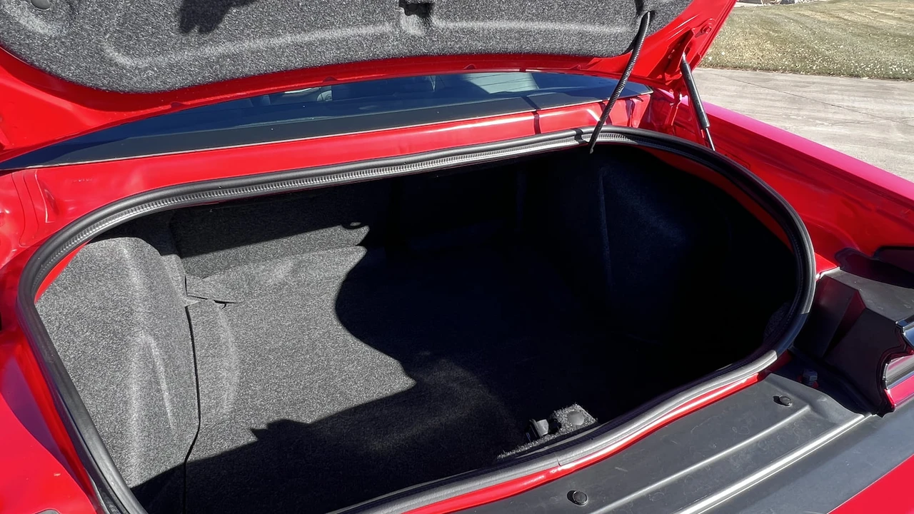 2020 Dodge Challenger 3rd Gen - Image 11 of 16