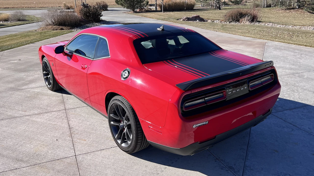 2020 Dodge Challenger 3rd Gen - Image 14 of 16
