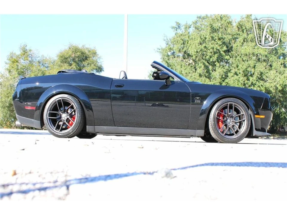 2020 Dodge Challenger 3rd Gen - Image 23 of 31