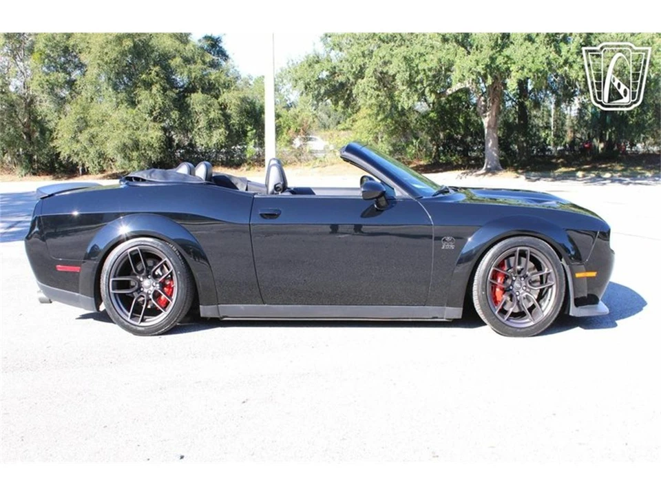 2020 Dodge Challenger 3rd Gen - Image 24 of 31