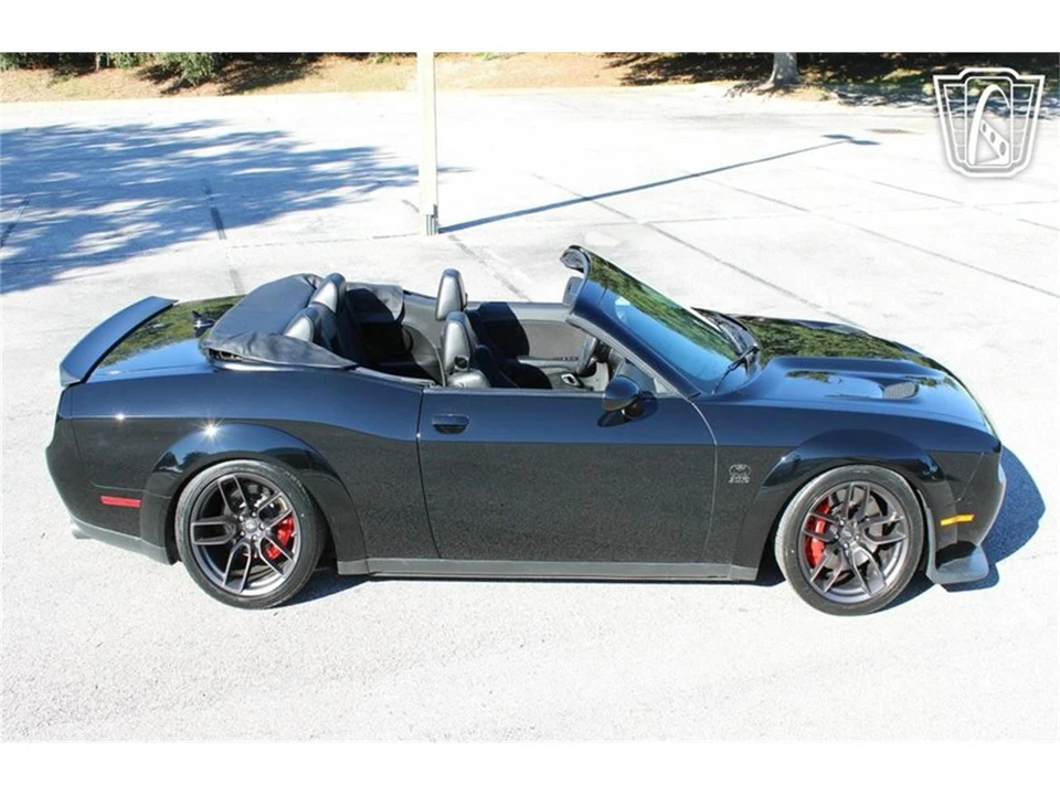 2020 Dodge Challenger 3rd Gen - Image 25 of 31