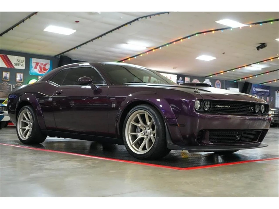 2020 Dodge Challenger 3rd Gen - Image 16 of 31