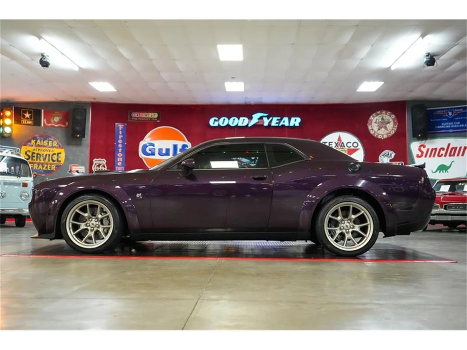 2020 Dodge Challenger 3rd Gen - Image 11 of 31