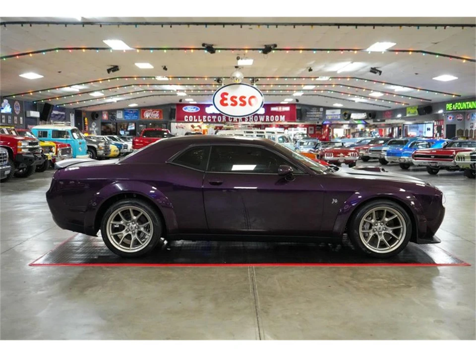 2020 Dodge Challenger 3rd Gen - Image 7 of 31