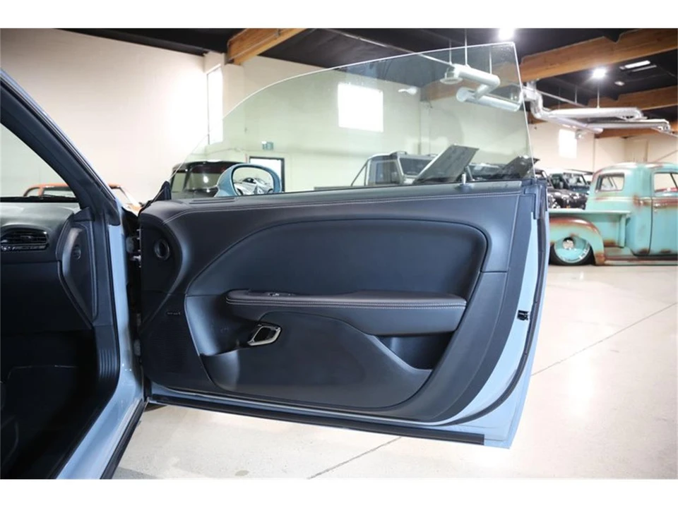 2020 Dodge Challenger 3rd Gen - Image 29 of 31