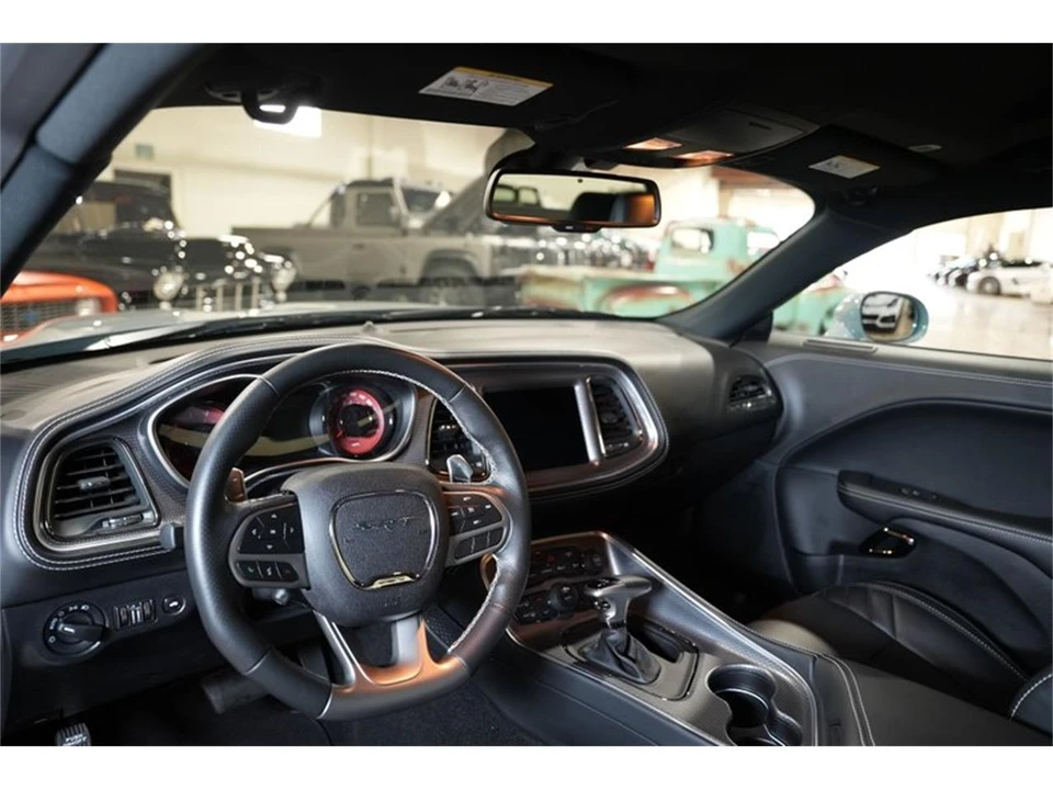 2020 Dodge Challenger 3rd Gen - Image 17 of 31